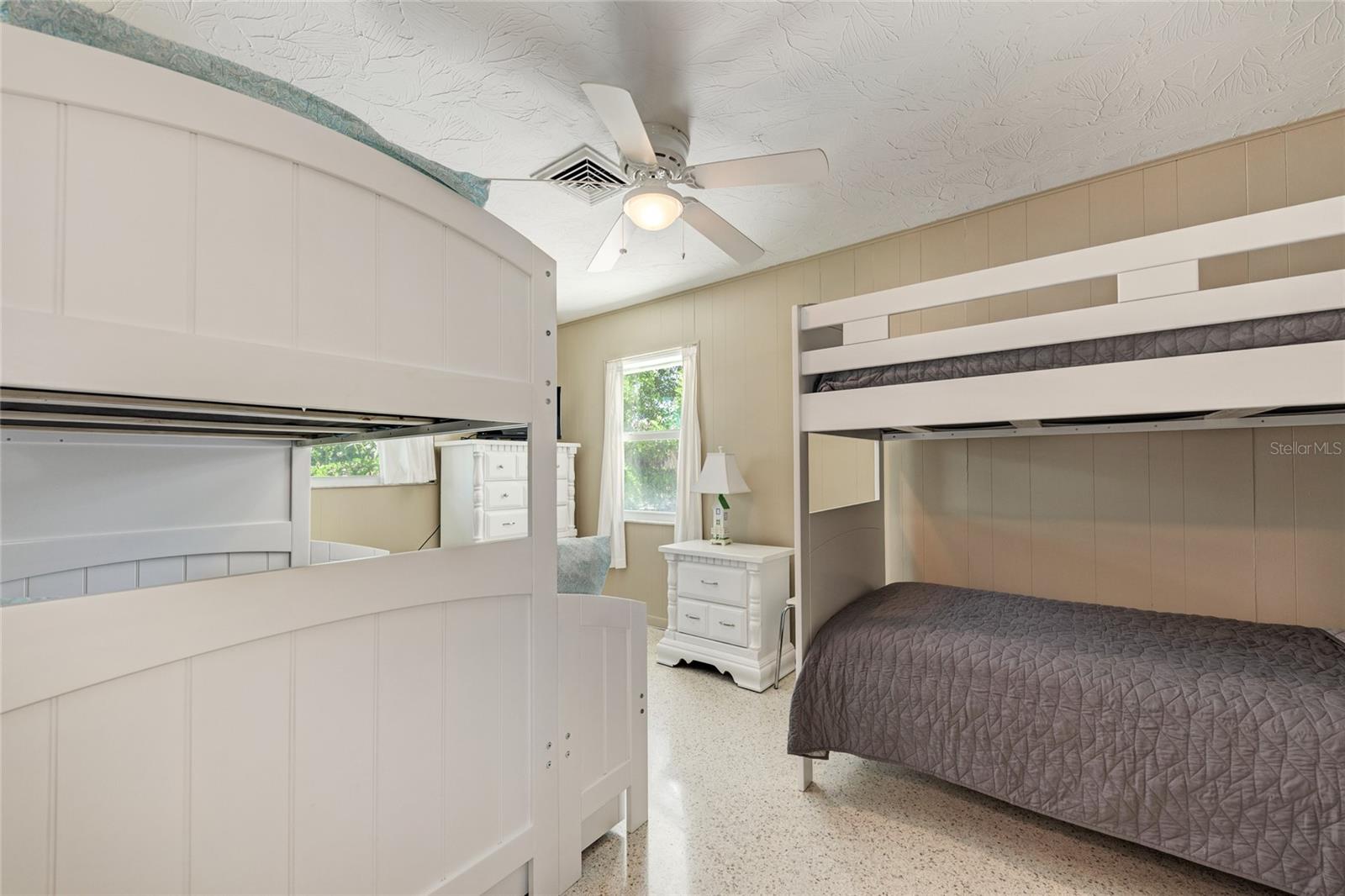 5640 CAPE LEYTE DR — photo 34
