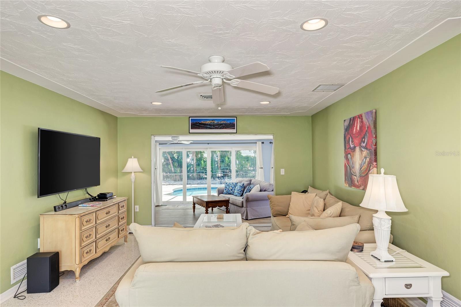 5640 CAPE LEYTE DR — photo 11