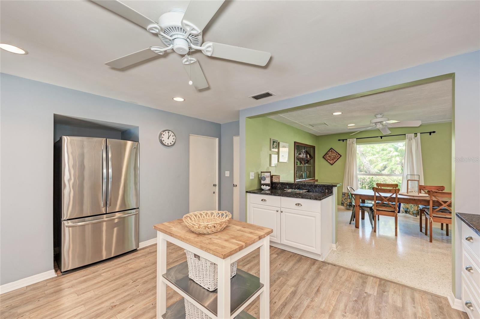 5640 CAPE LEYTE DR — photo 24