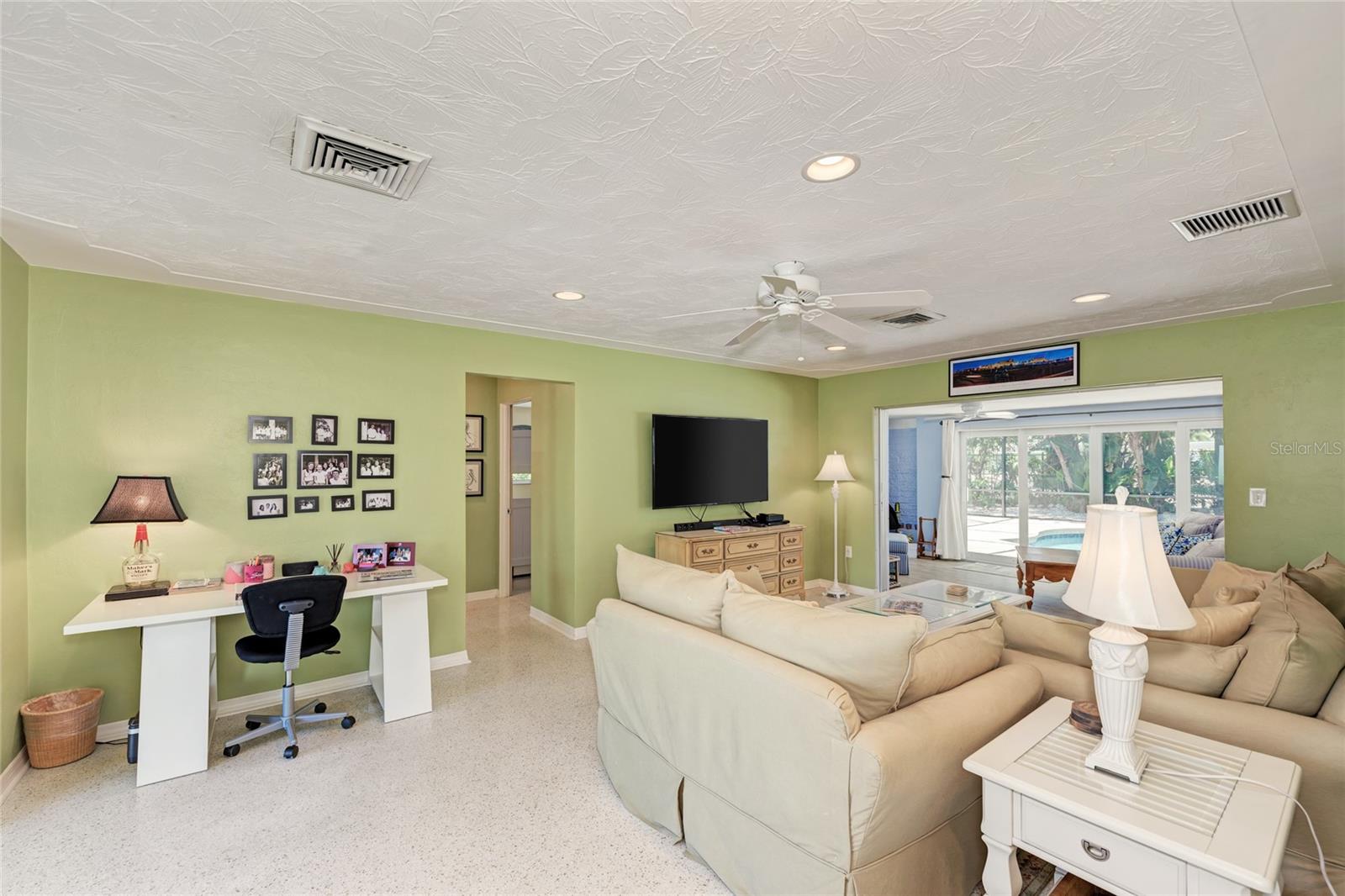 5640 CAPE LEYTE DR — photo 12