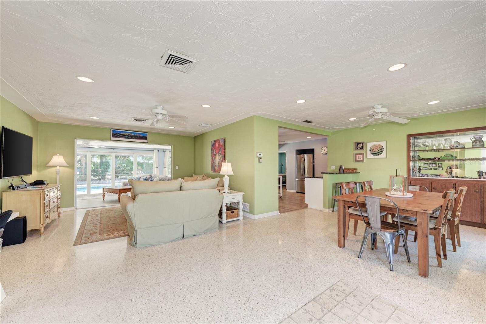 5640 CAPE LEYTE DR — photo 10