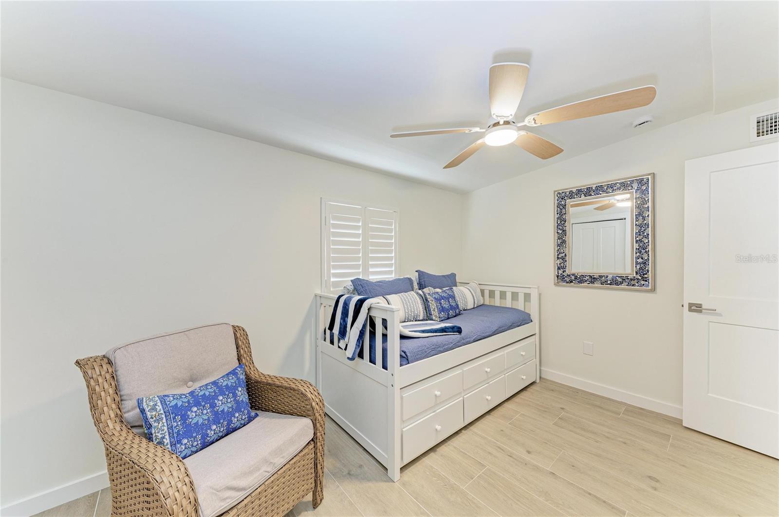 5216 CALLE DE COSTA RICA — photo 27