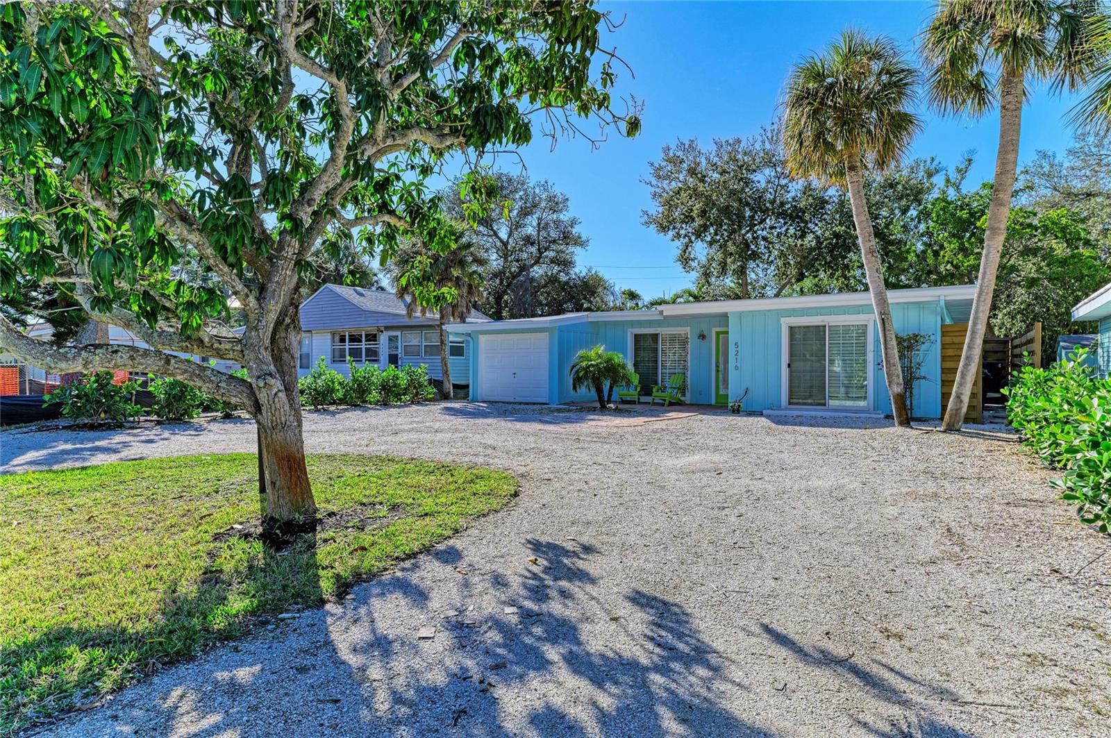 5216 CALLE DE COSTA RICA — photo 2