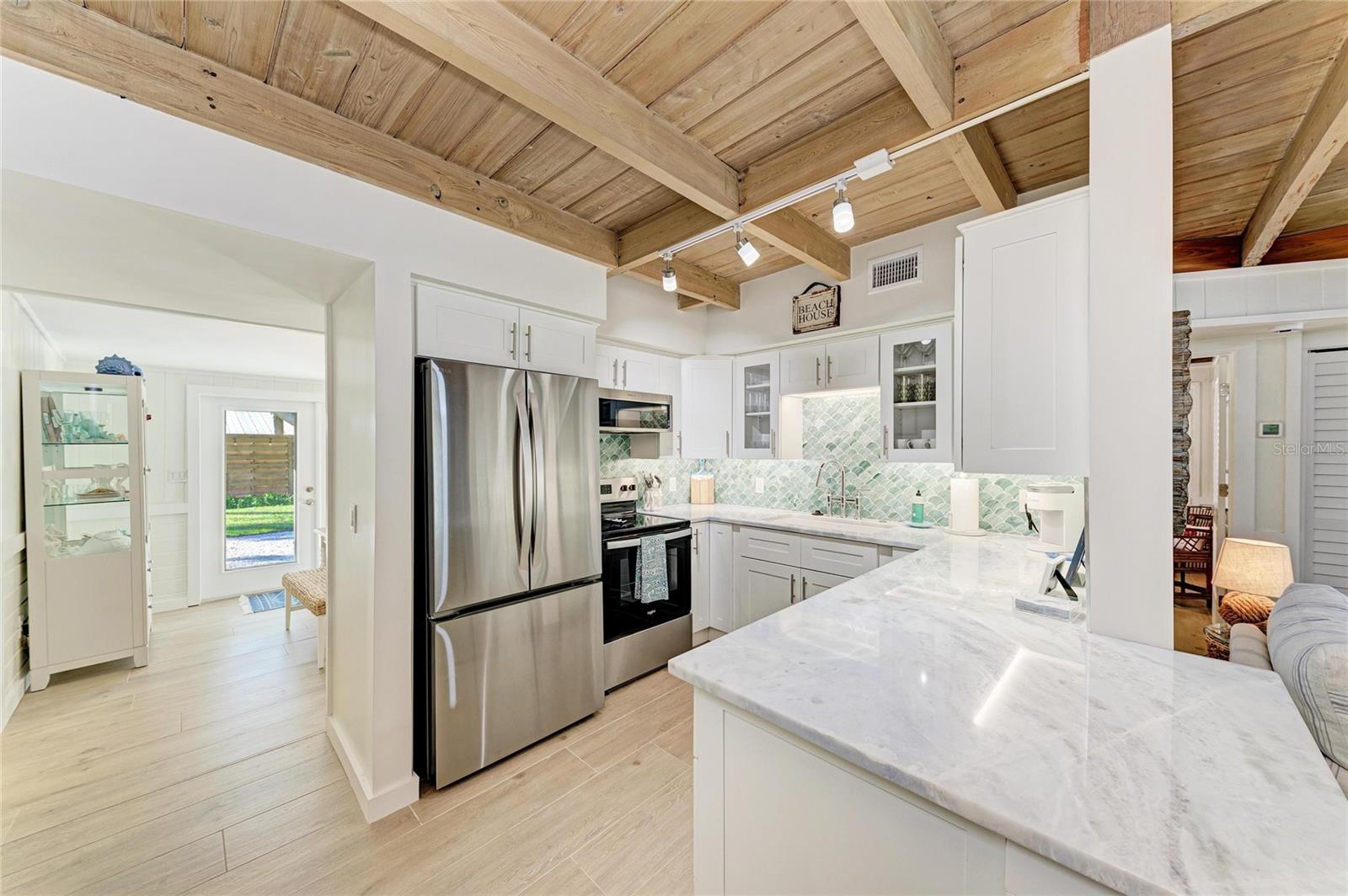 5216 CALLE DE COSTA RICA — photo 10