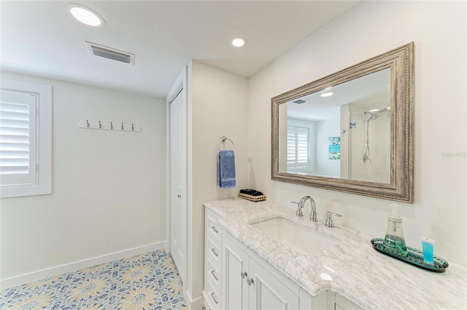 5216 CALLE DE COSTA RICA — photo 24