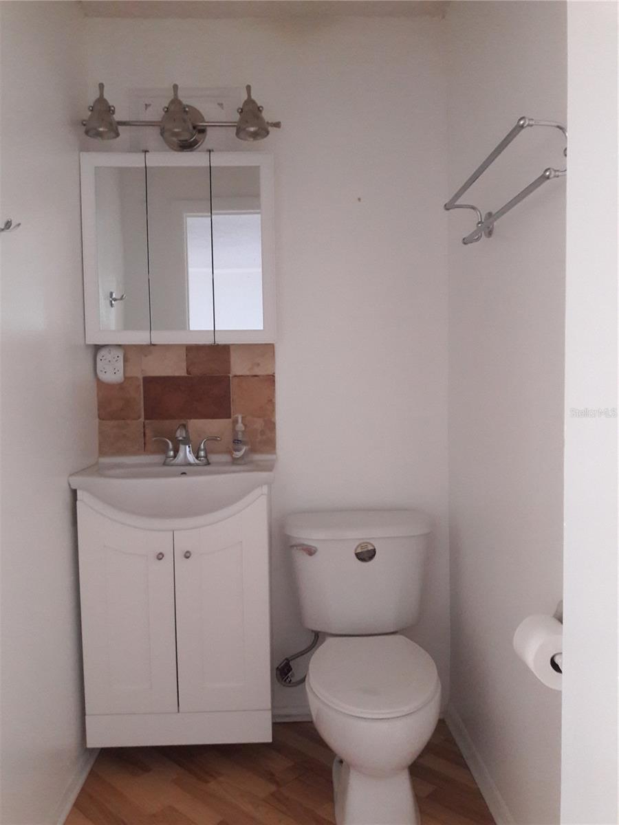 101 LAKE AVE NE #222 — photo 21