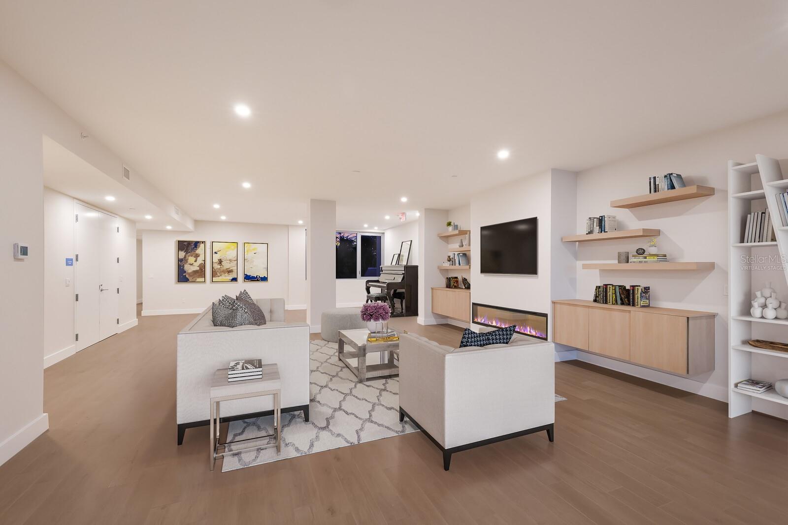 84 AVENIDA VENECCIA #202 & 203 — photo 10