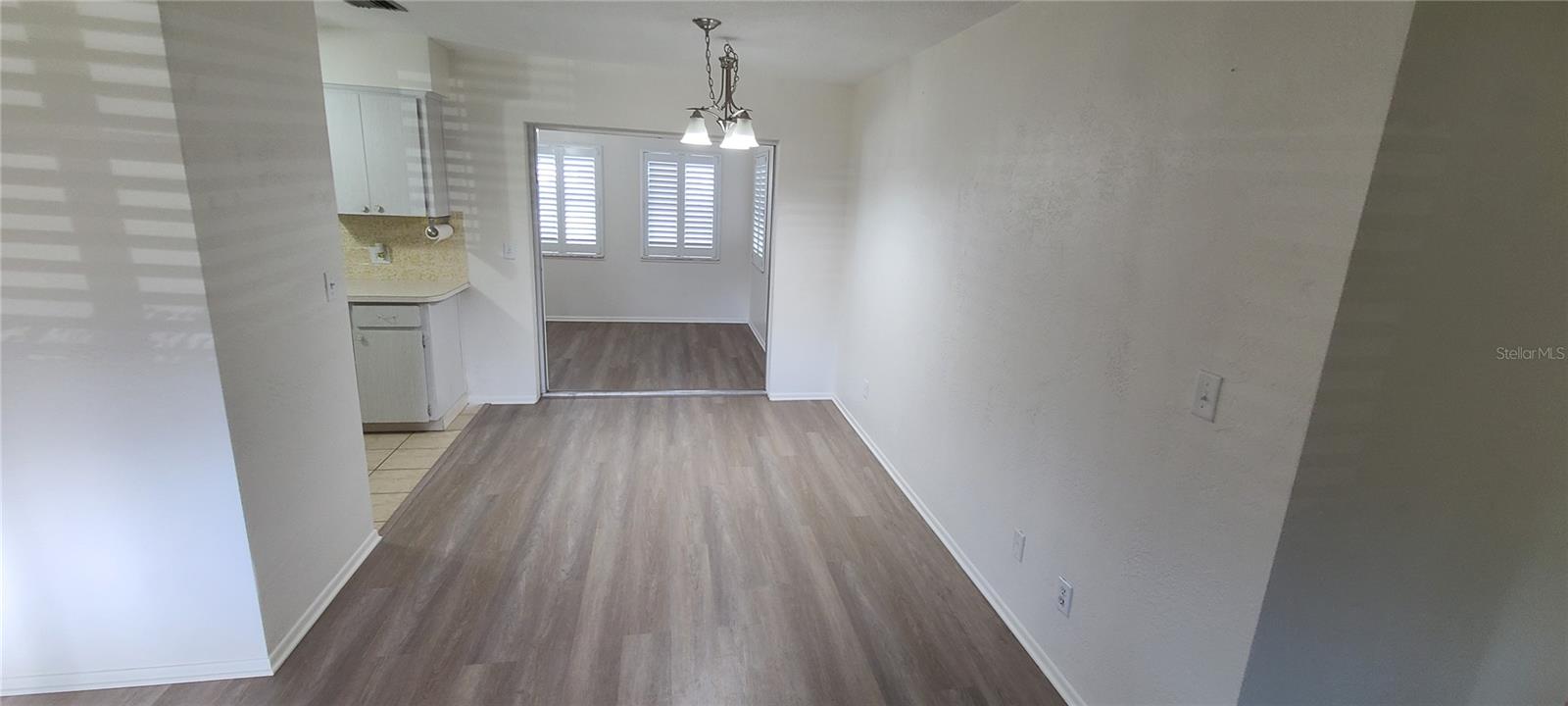 9901 111TH LN — photo 3