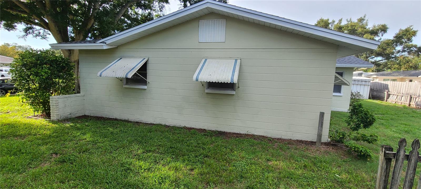 9901 111TH LN — photo 23