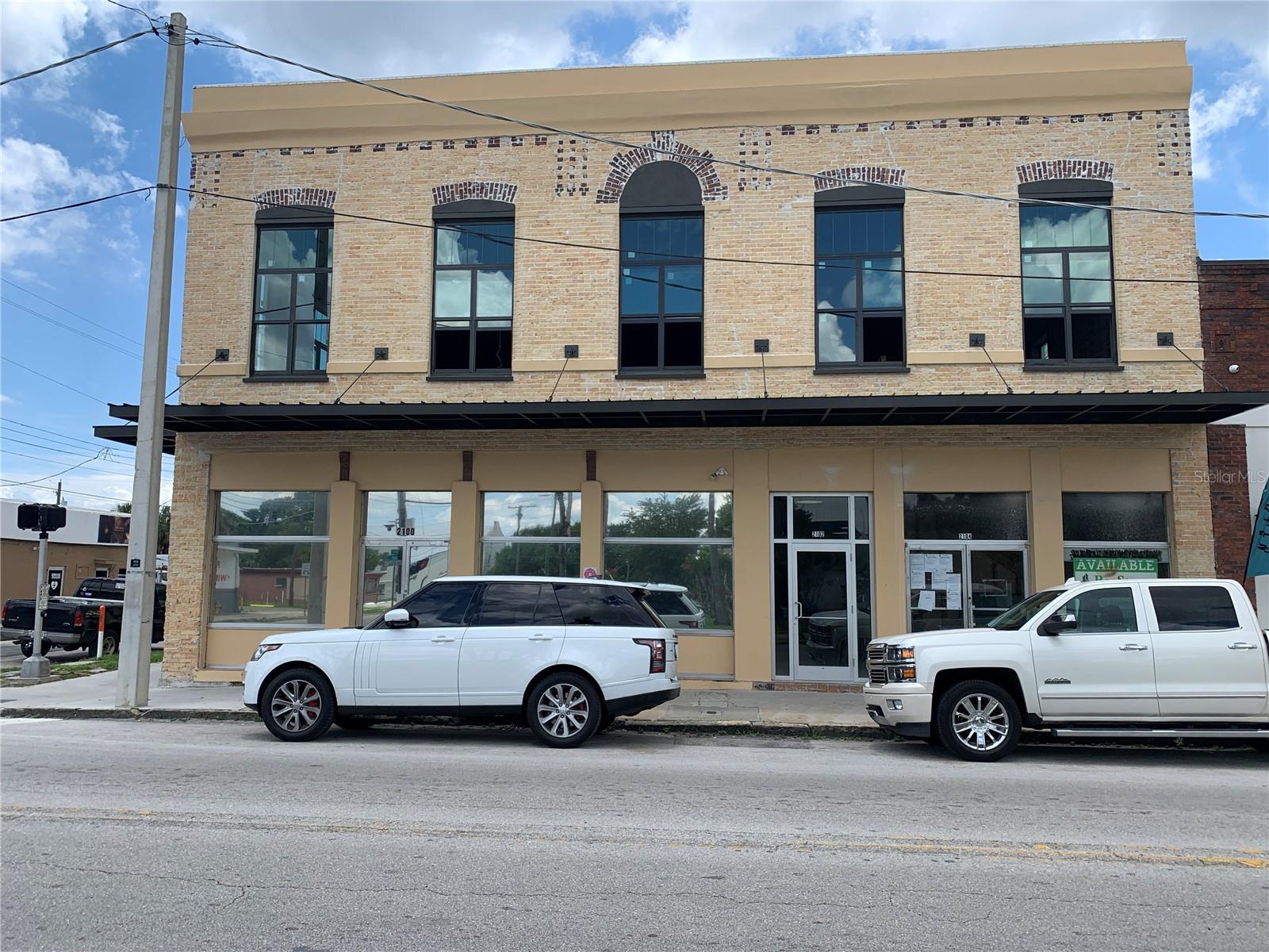 2100 W MAIN ST — photo 3