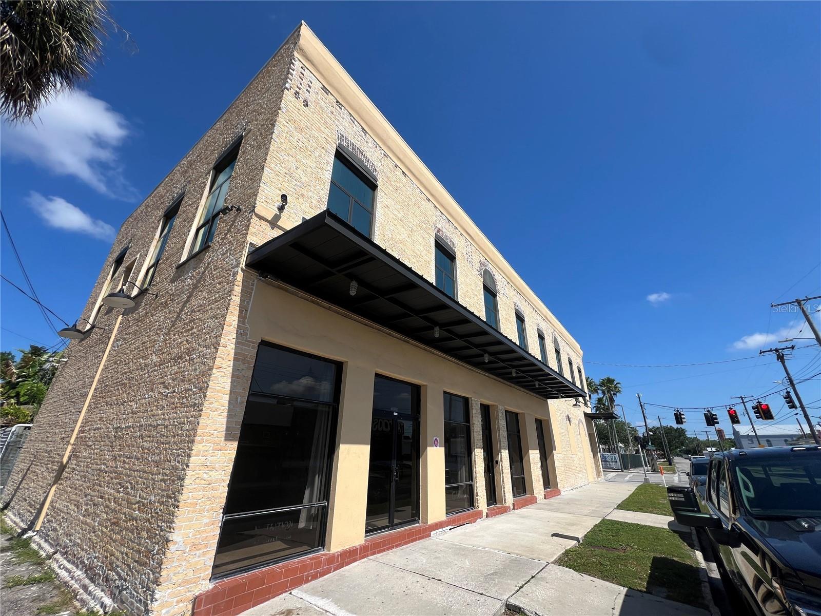 2100 W MAIN ST — photo 5