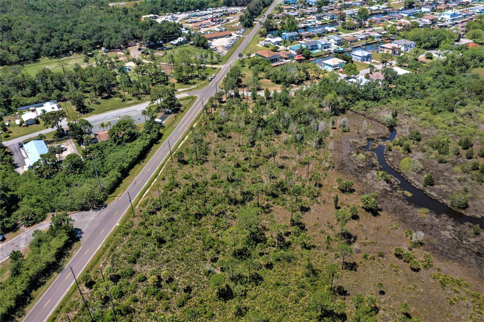 00 GULF WAY — photo 4