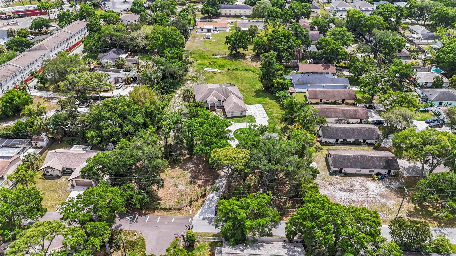 3902 W ELROD AVE — photo 2