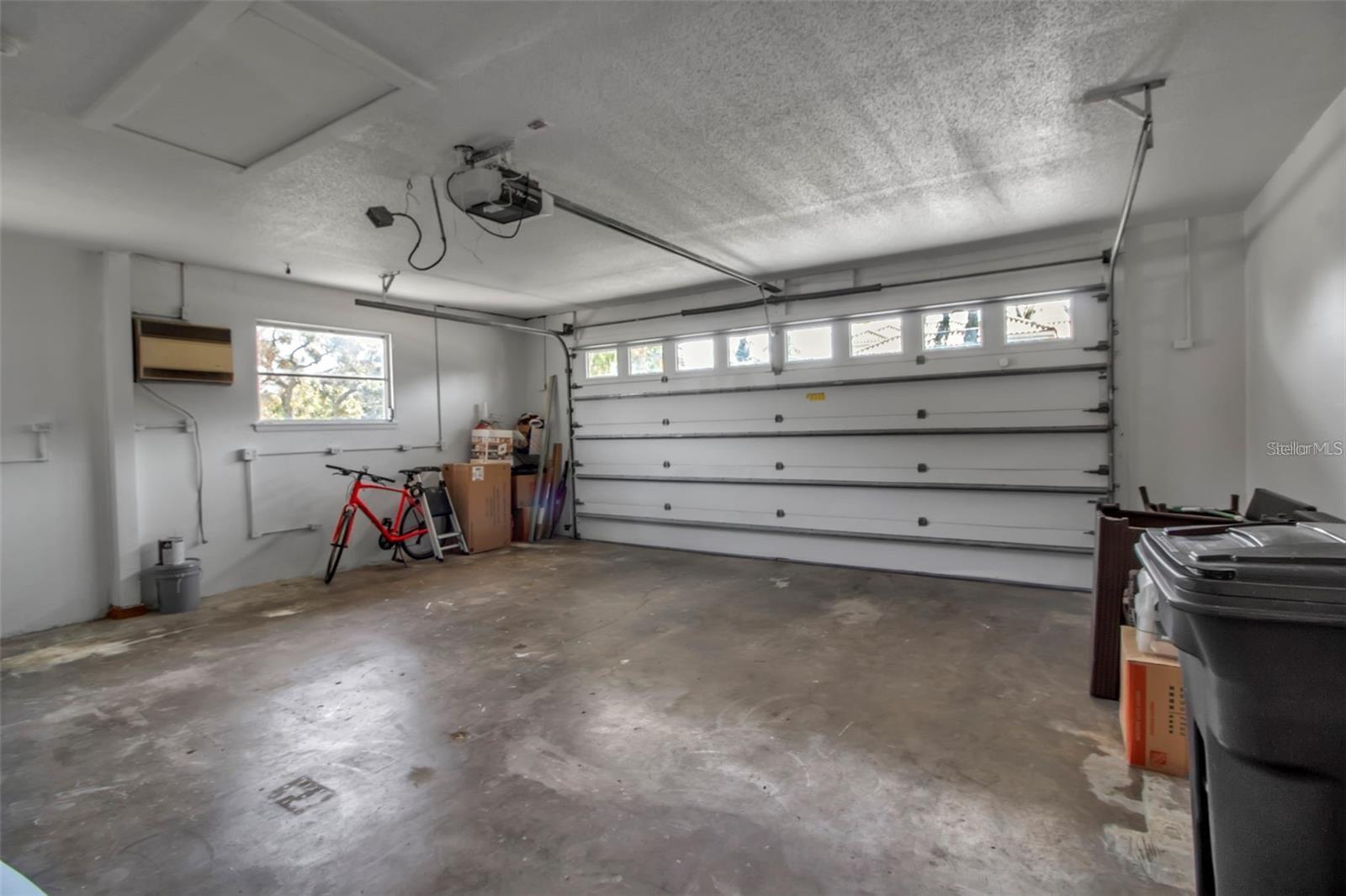1649 STANFORD LN — photo 17
