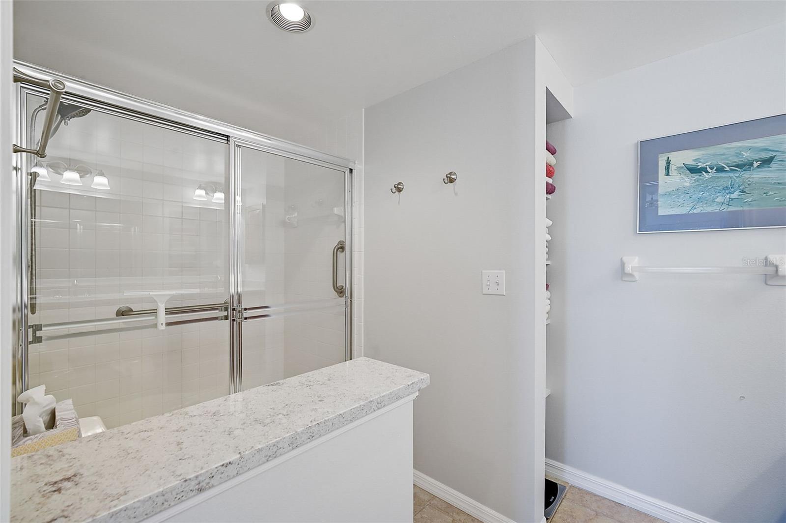 4215 CADDIE DR E #101 — photo 11