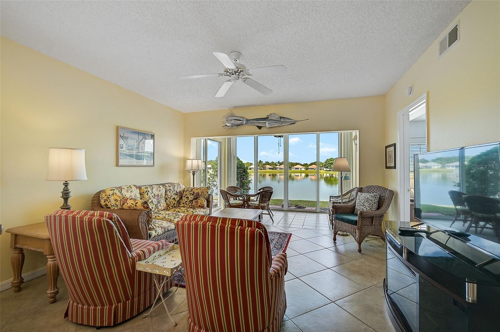 4215 CADDIE DR E #101 — photo 26