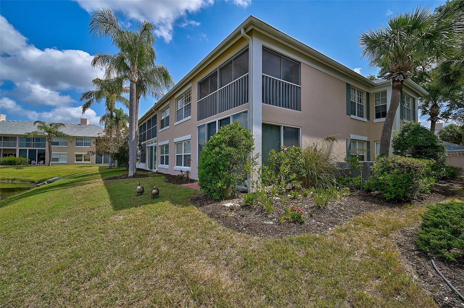 4215 CADDIE DR E #101 — photo 32