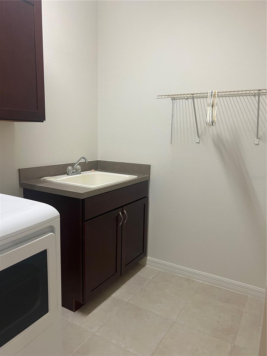 1498 MASENO DR — photo 27