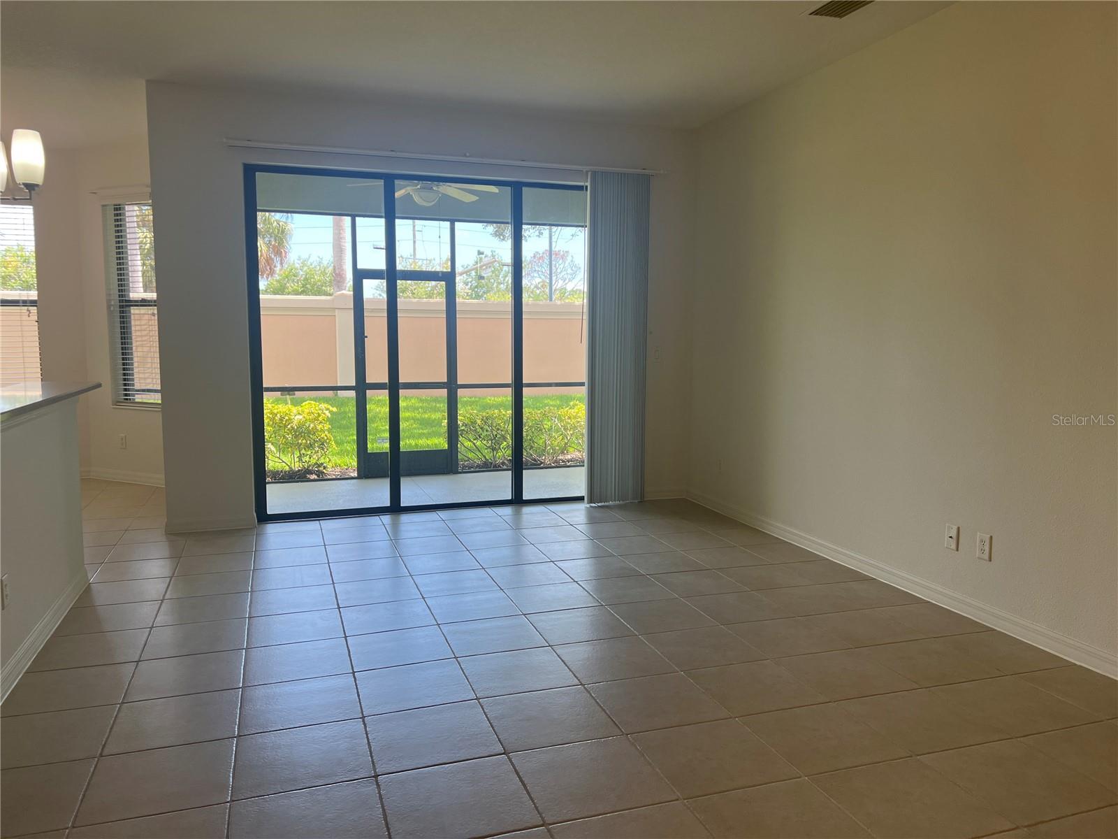 1498 MASENO DR — photo 4