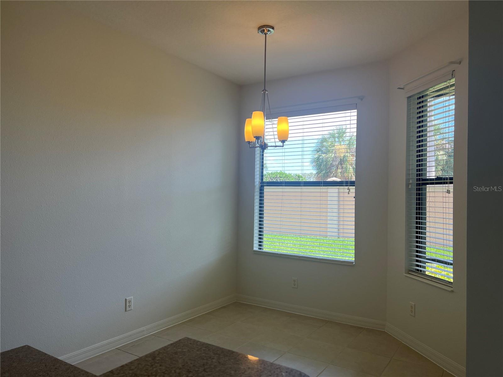 1498 MASENO DR — photo 11