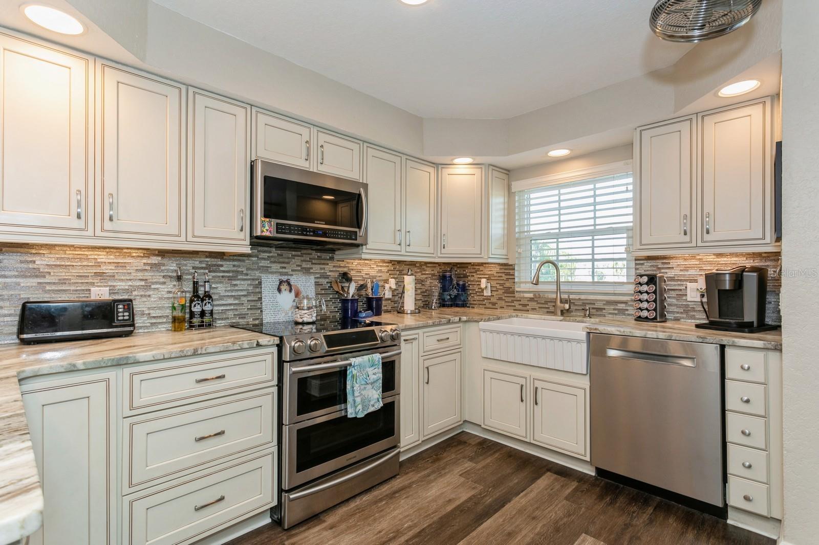 9166 BLIND PASS RD — photo 10