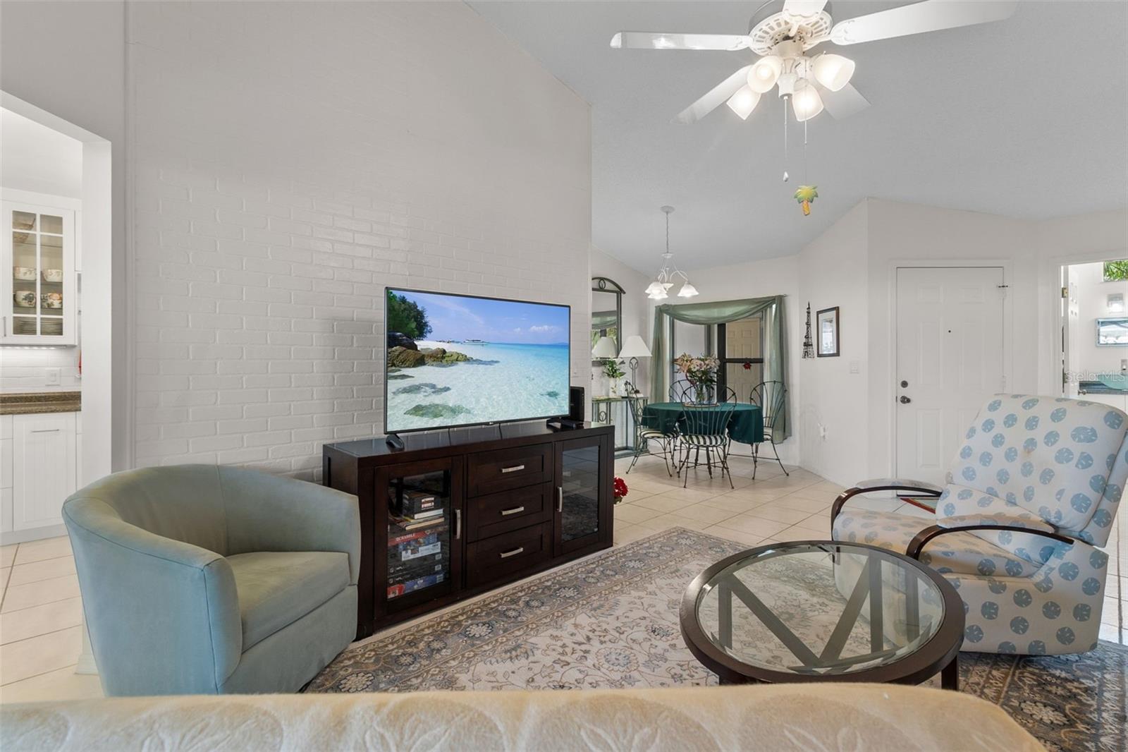 235 SOUTHAMPTON LN #276 — photo 5