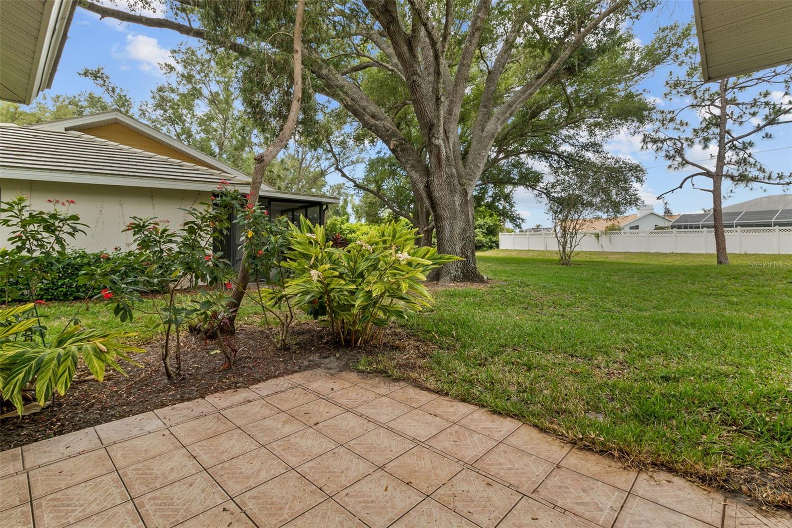 235 SOUTHAMPTON LN #276 — photo 34