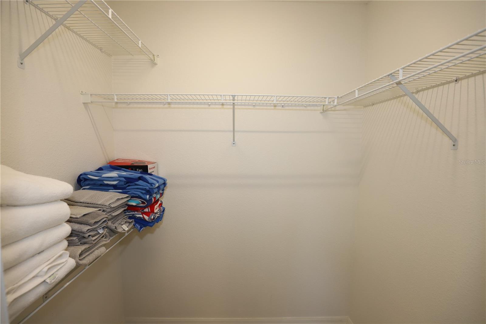 4275 CASTLEBRIDGE LN #1323 — photo 14