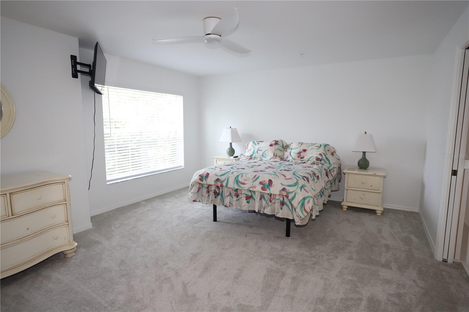 4275 CASTLEBRIDGE LN #1323 — photo 19