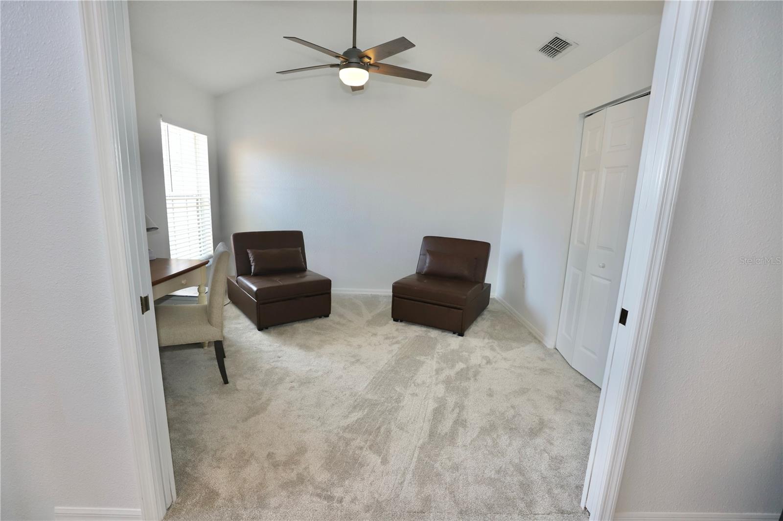 4275 CASTLEBRIDGE LN #1323 — photo 11