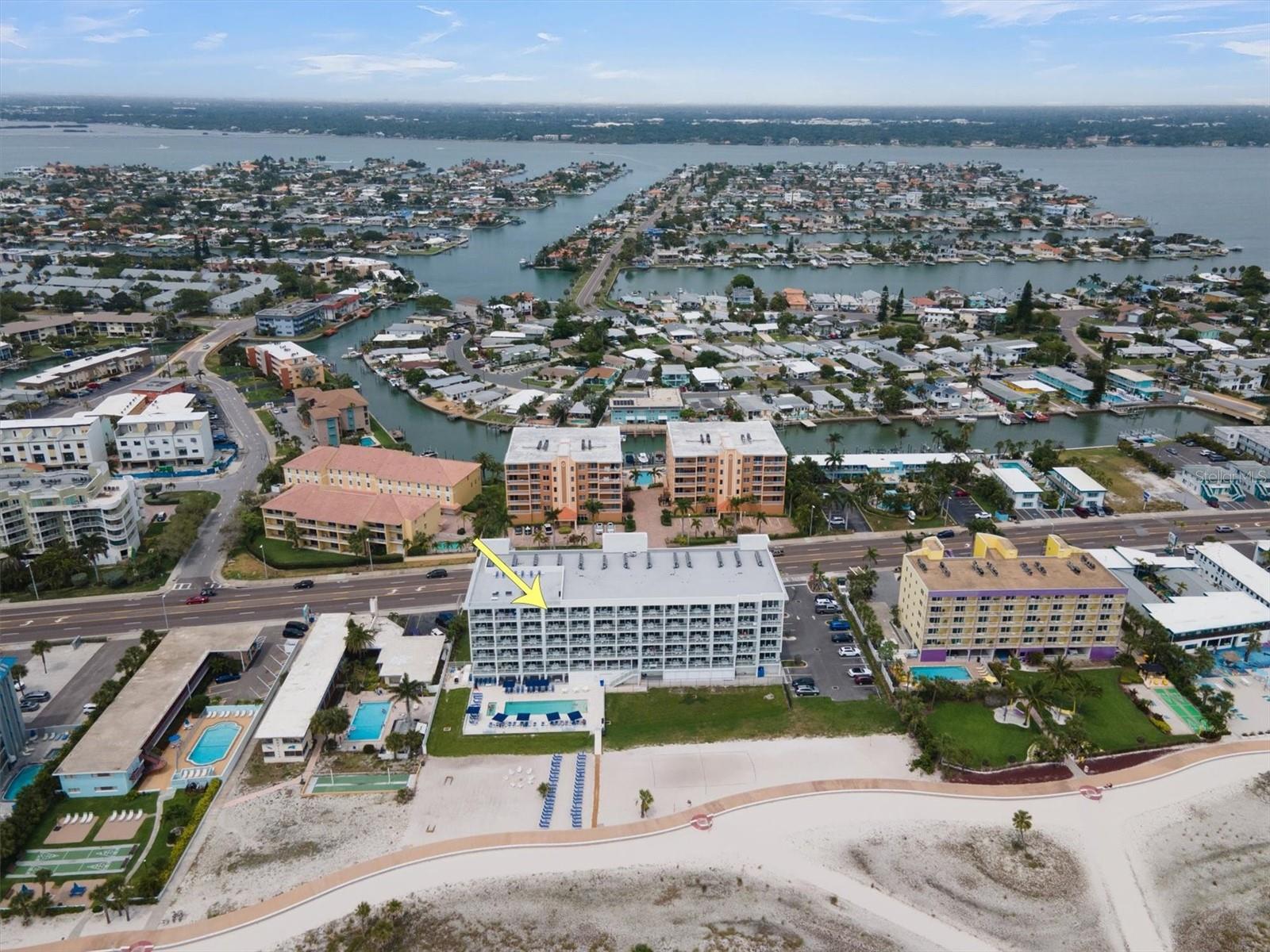 11500 GULF BLVD #610 — photo 38