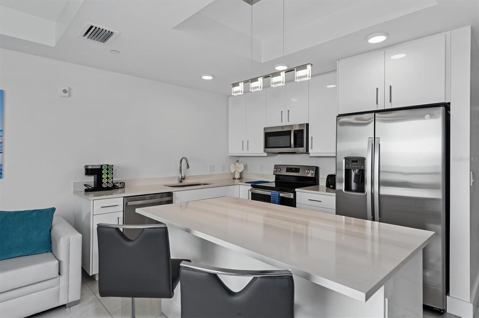 11500 GULF BLVD #610 — photo 9