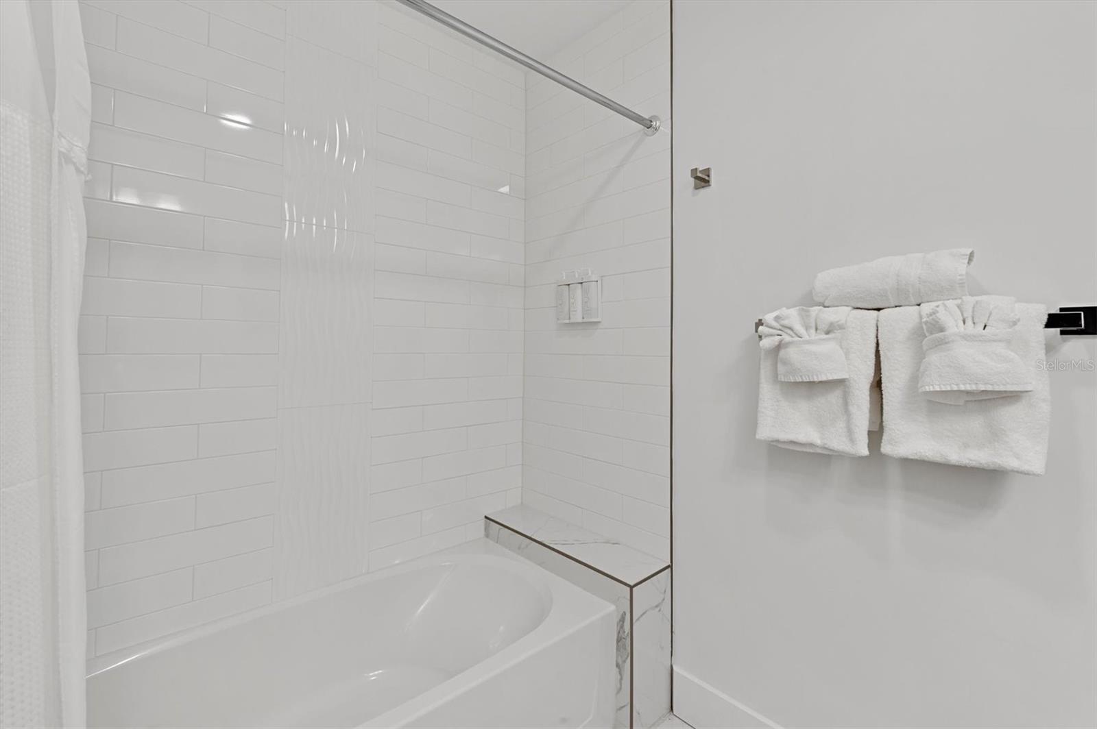 11500 GULF BLVD #610 — photo 24