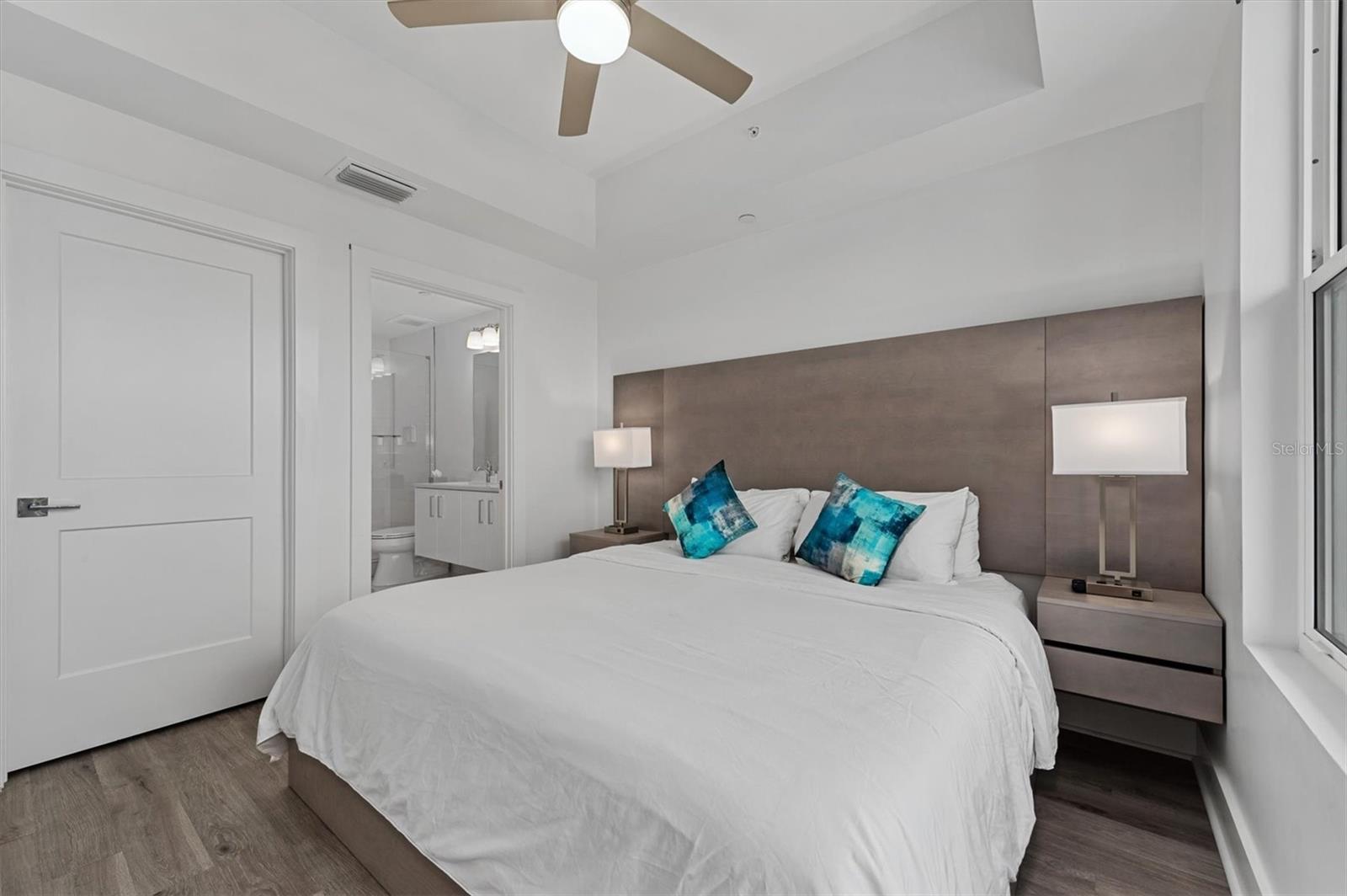 11500 GULF BLVD #610 — photo 18