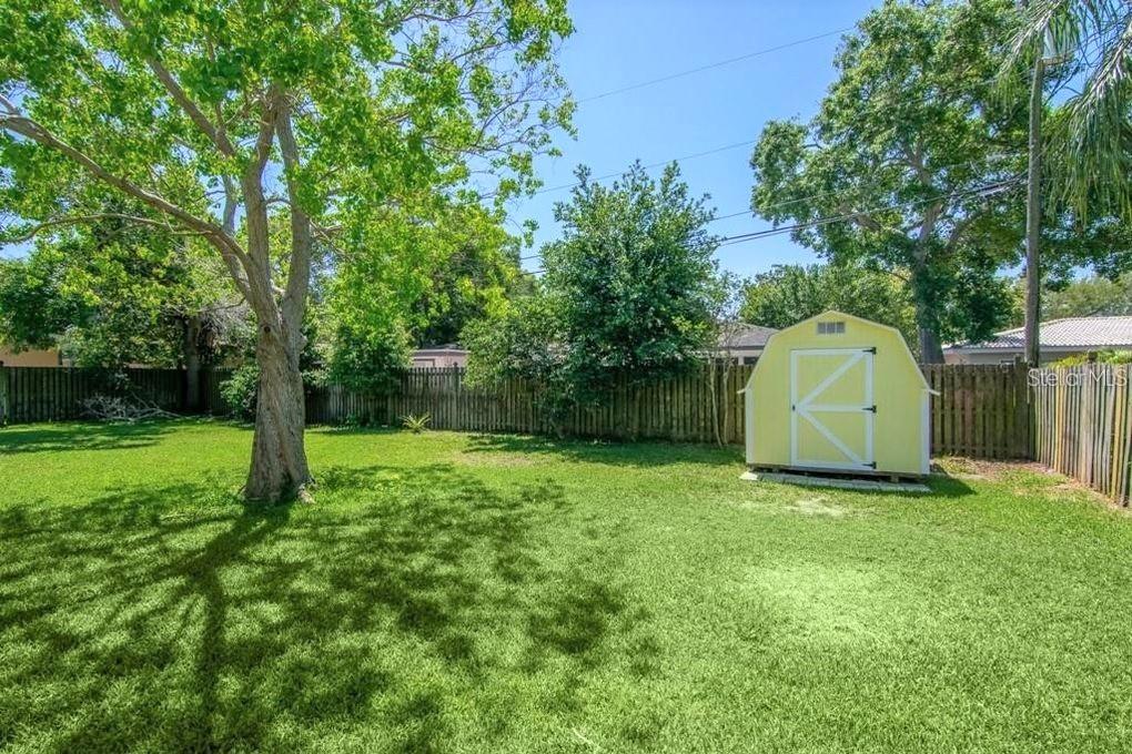 1963 RIPON DR — photo 23