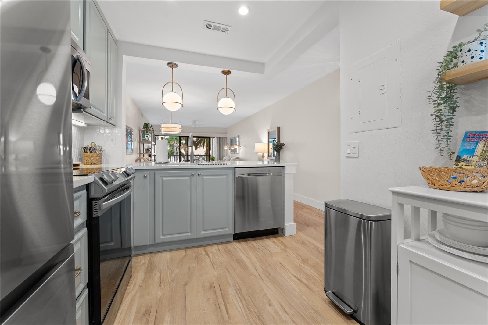 6287 BAHIA DEL MAR CIR #312 — photo 9