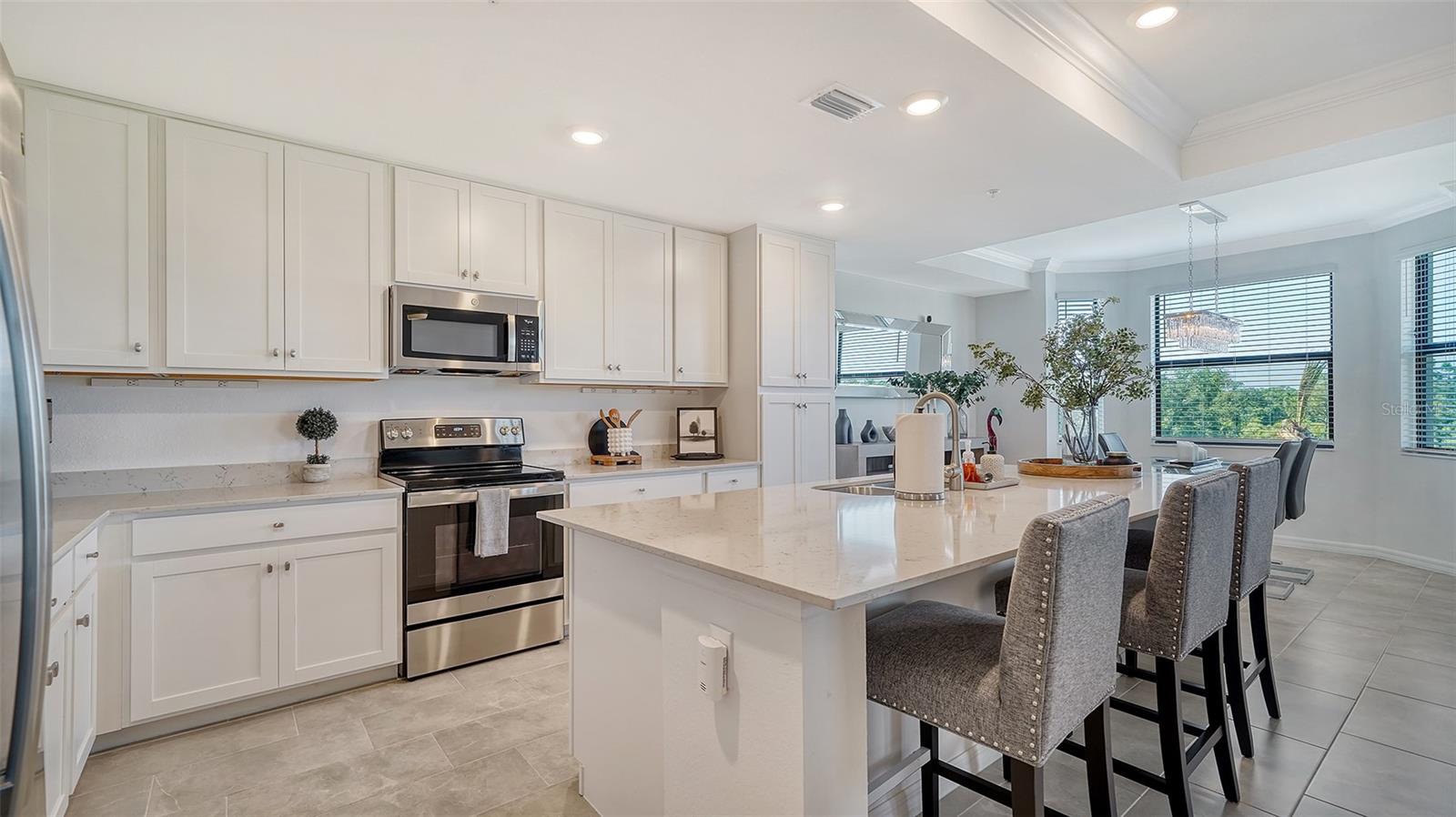 18028 GAWTHROP DR #306 — photo 15