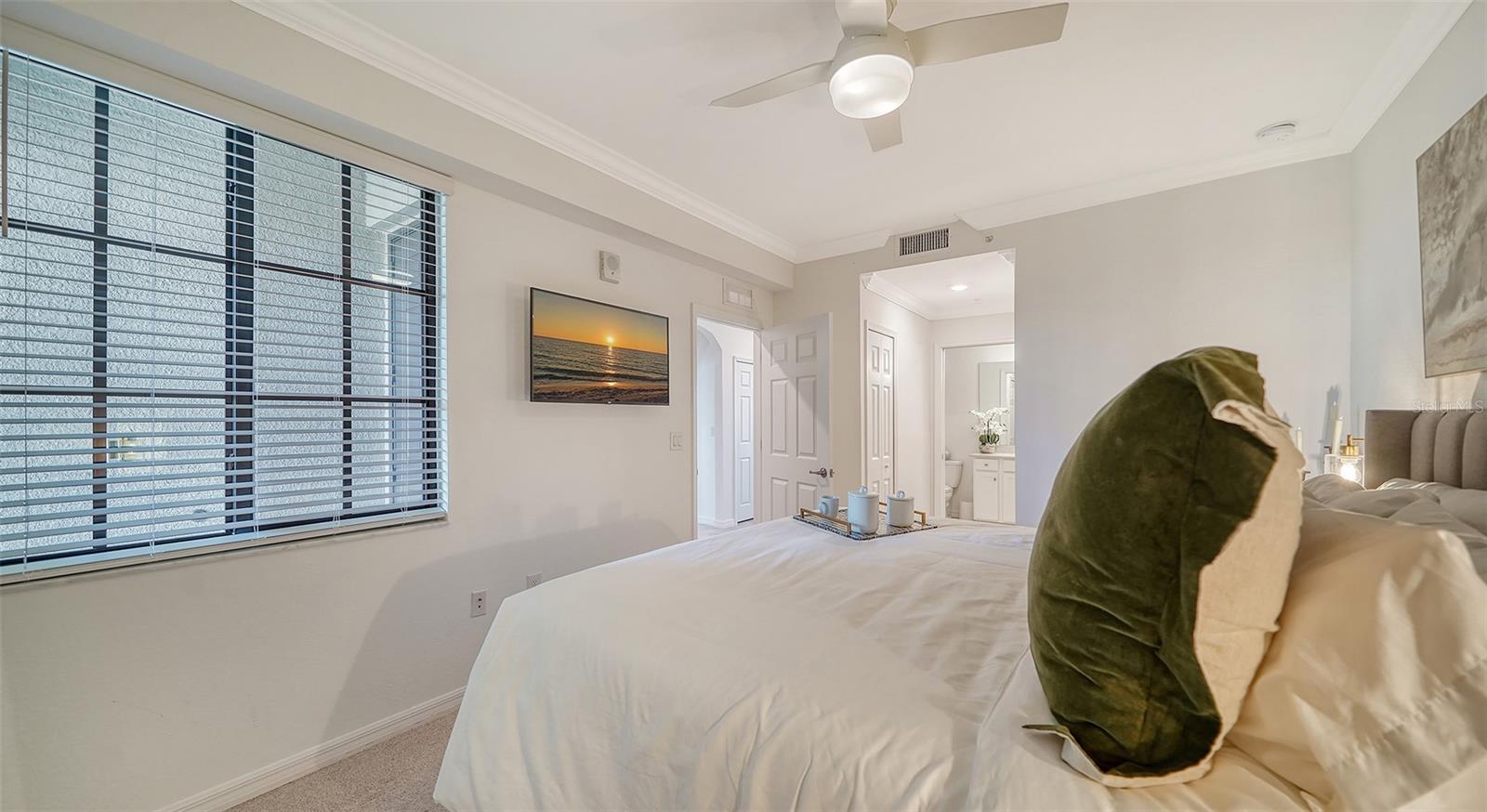 18028 GAWTHROP DR #306 — photo 22