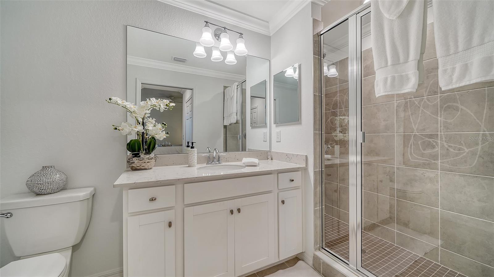 18028 GAWTHROP DR #306 — photo 24