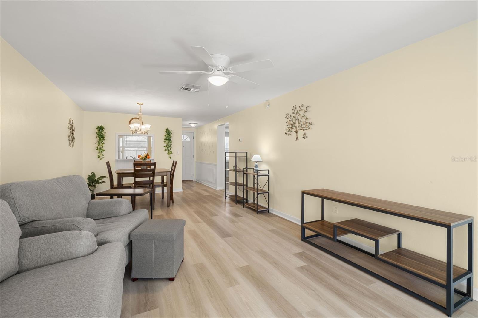 4239 TAMARGO DR — photo 13