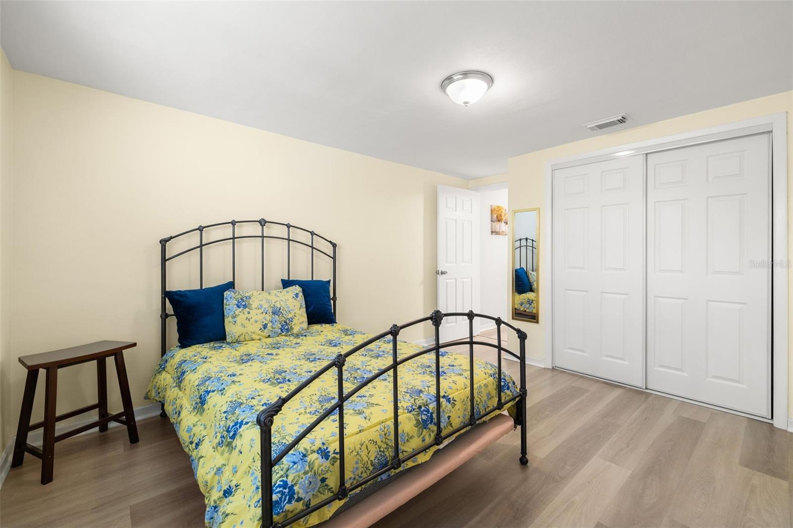 4239 TAMARGO DR — photo 17