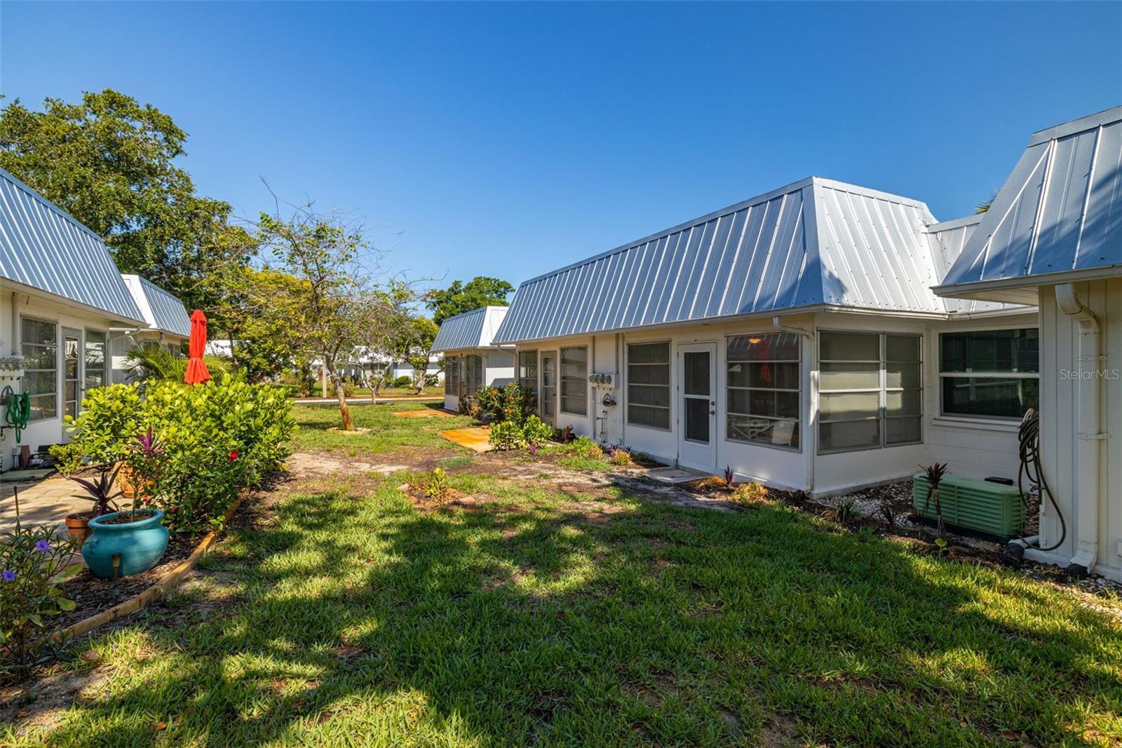 4239 TAMARGO DR — photo 20