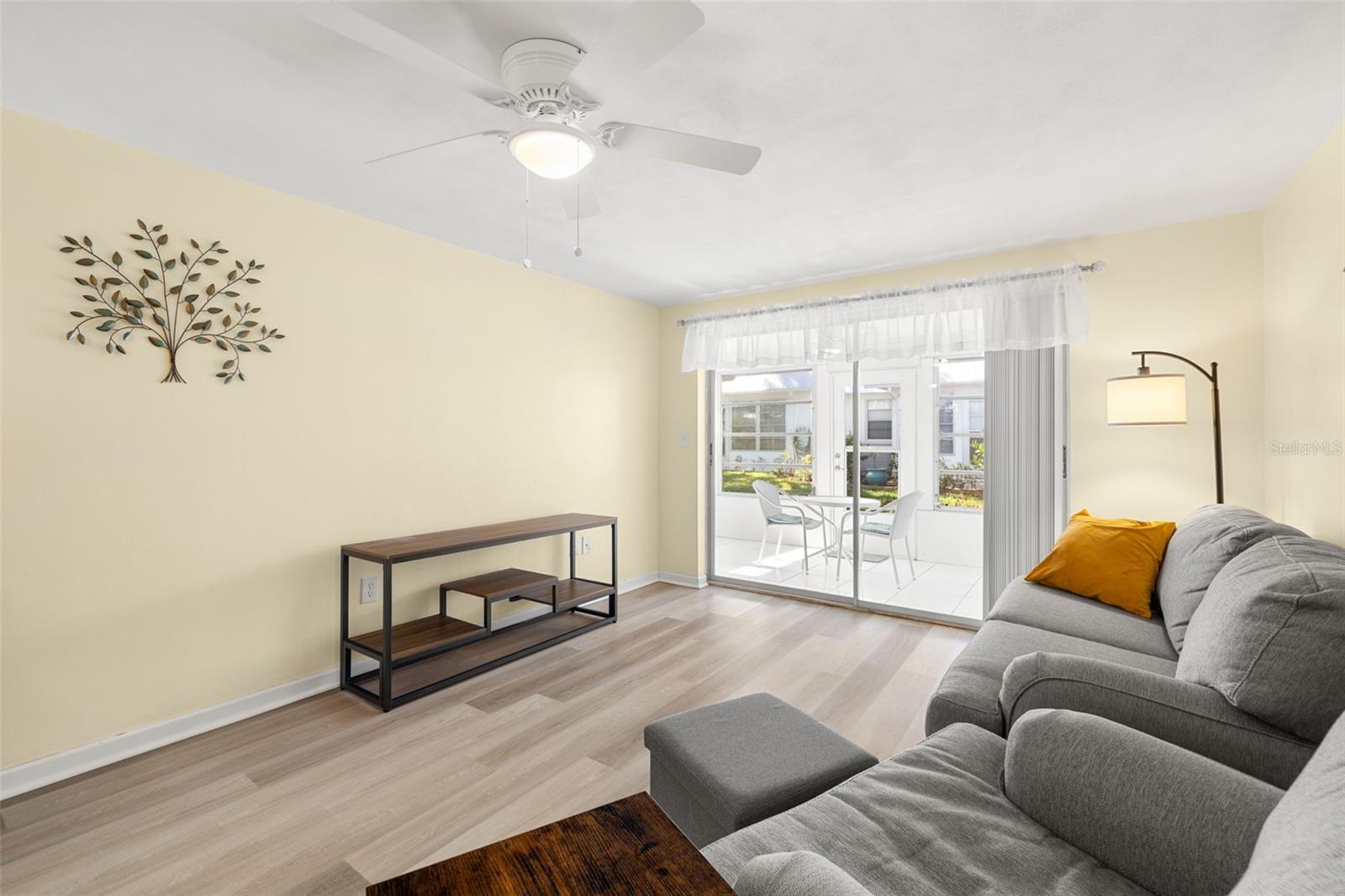 4239 TAMARGO DR — photo 11