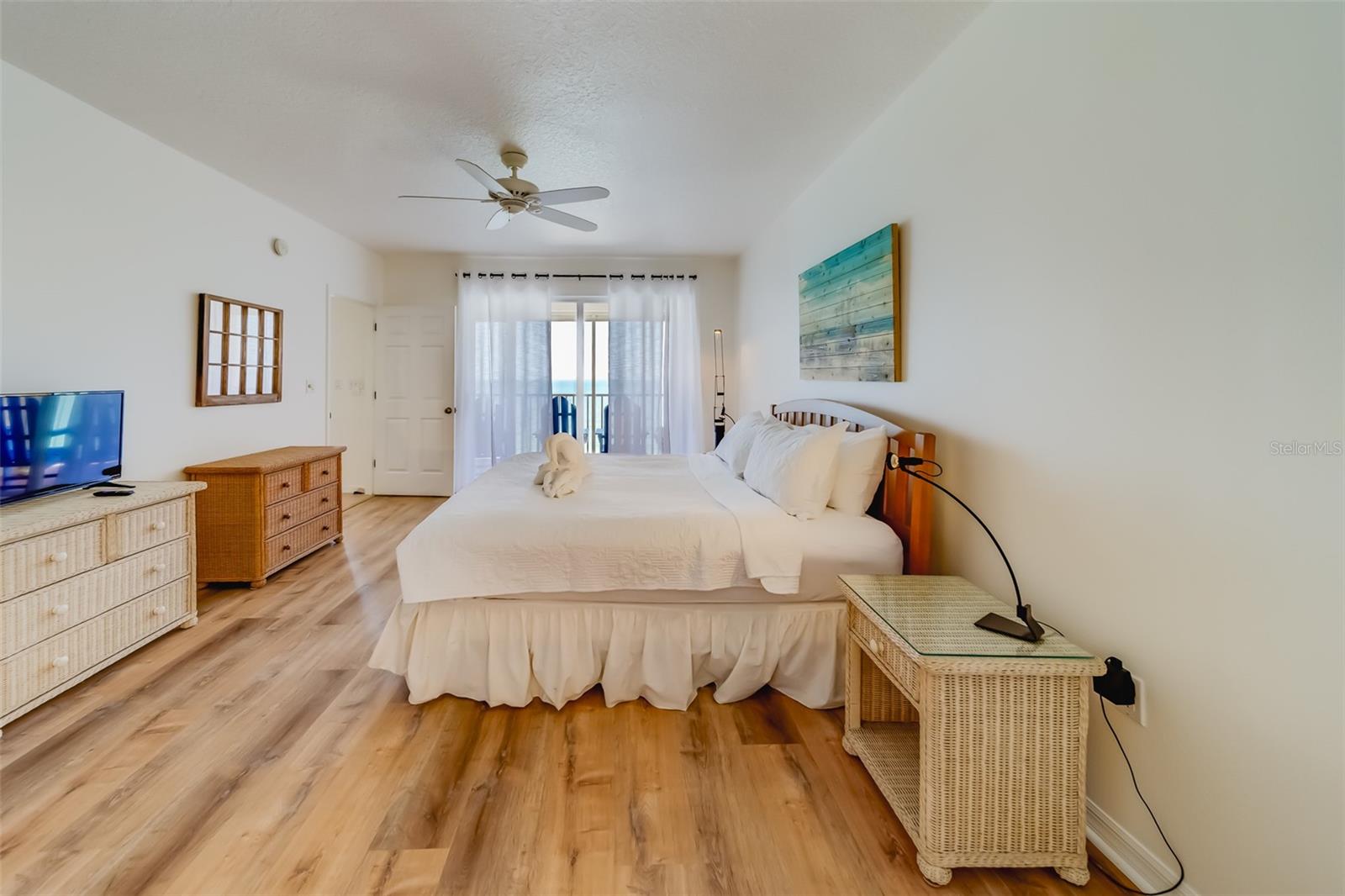 16550 GULF BLVD #643 — photo 23