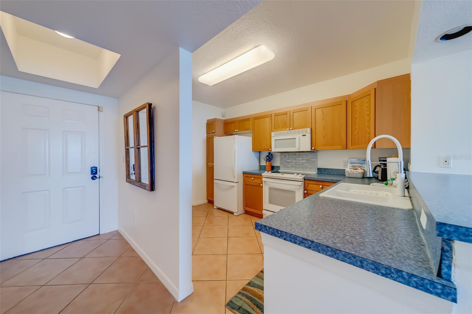 16550 GULF BLVD #643 — photo 4