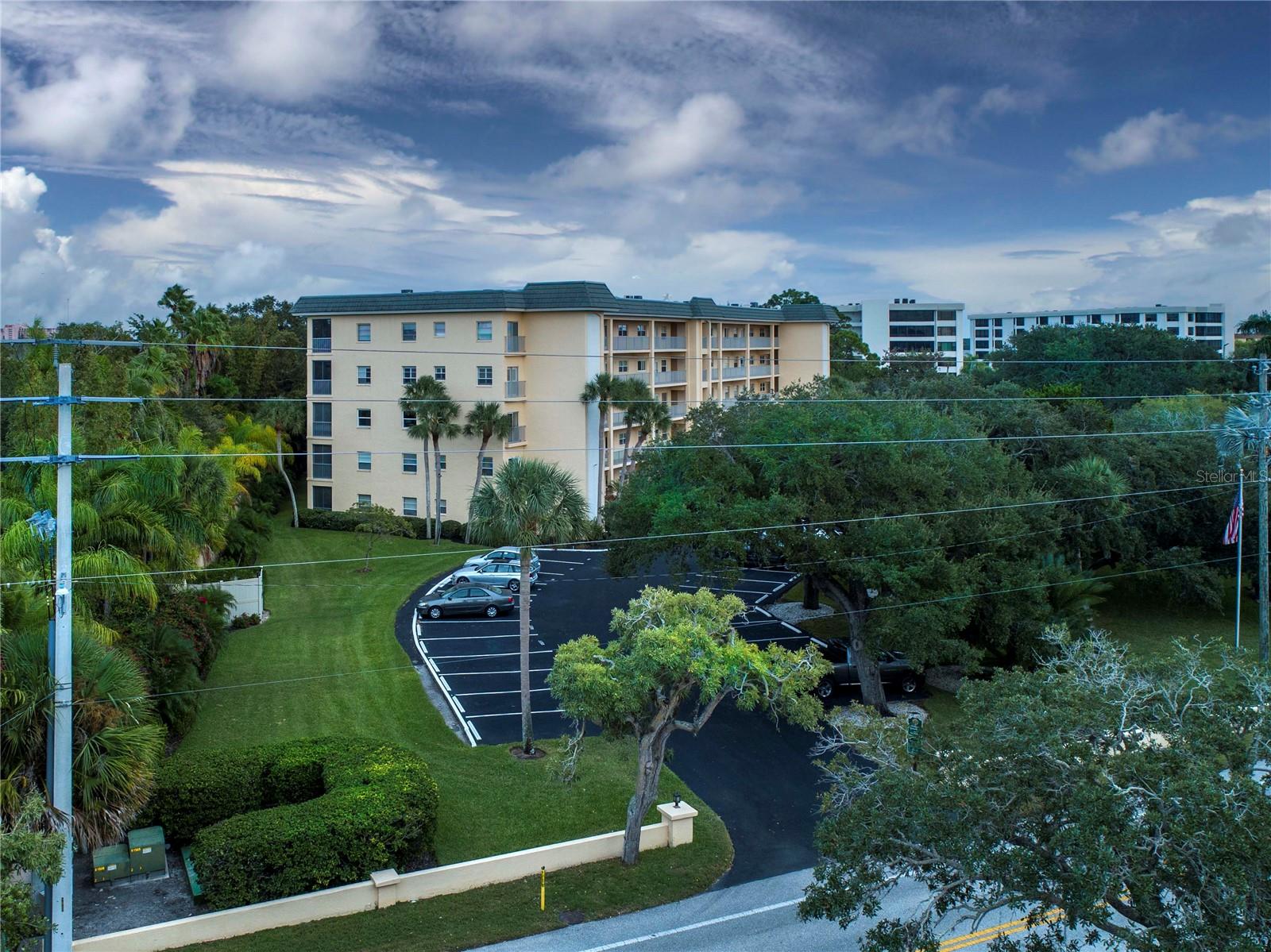 8625 MIDNIGHT PASS RD #B508 — photo 4