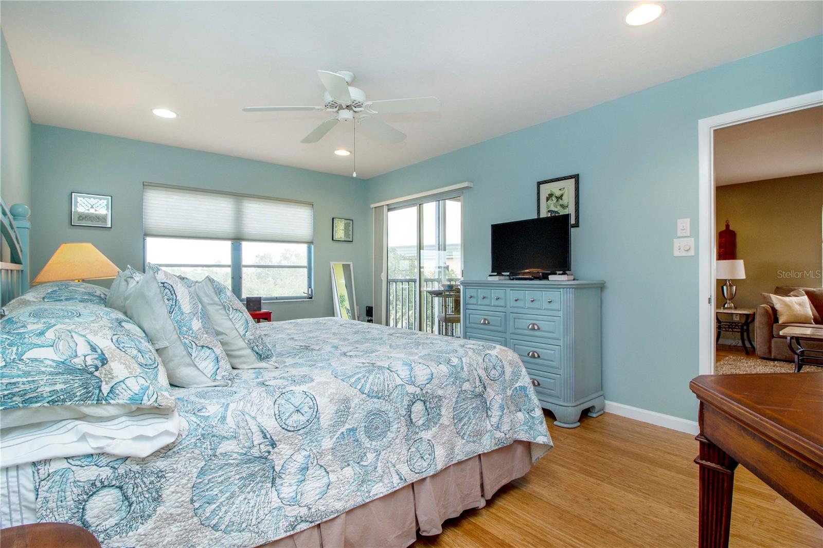 8625 MIDNIGHT PASS RD #B508 — photo 32