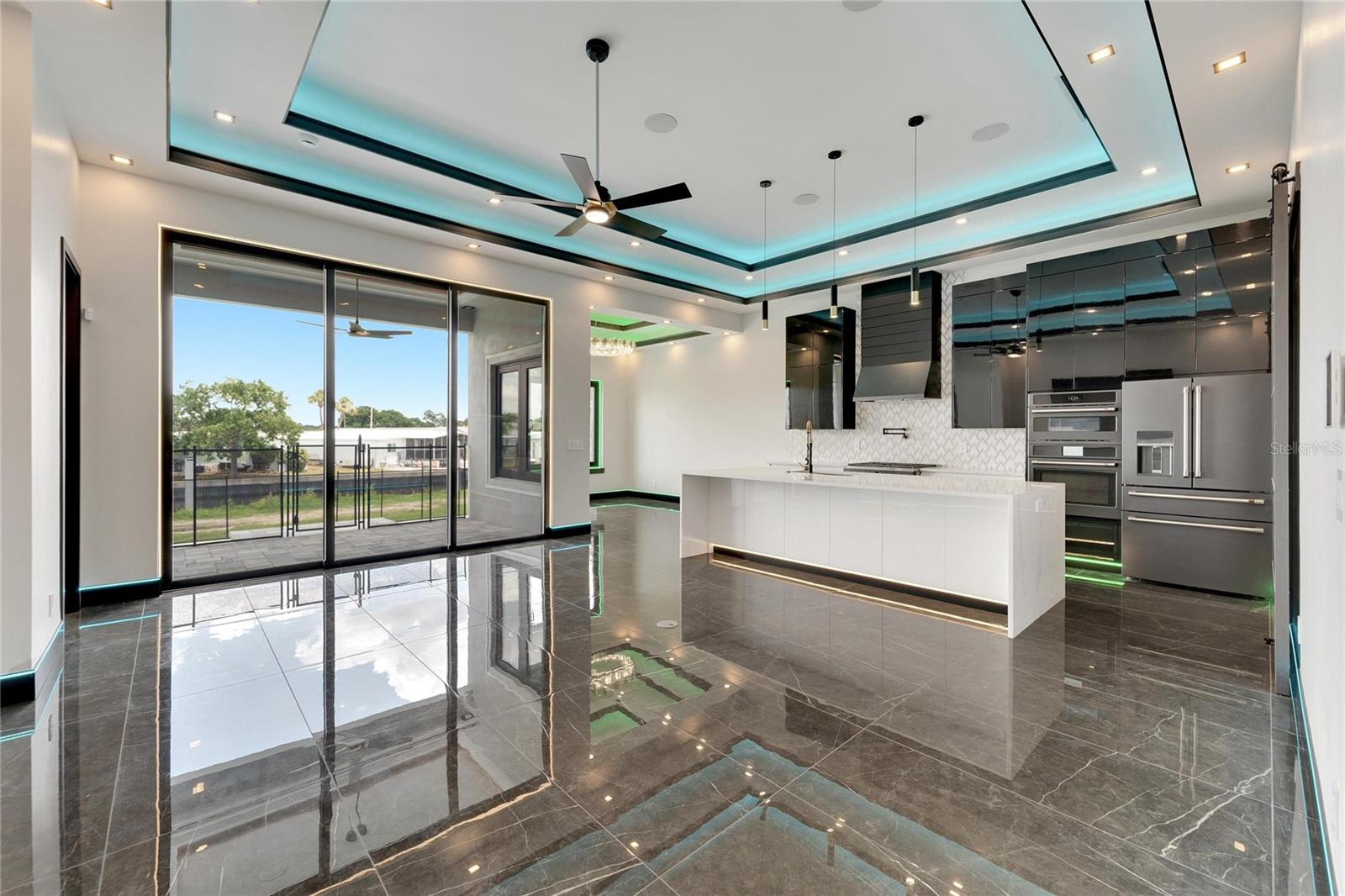 6540 SIMONE SHORES CIR — photo 13
