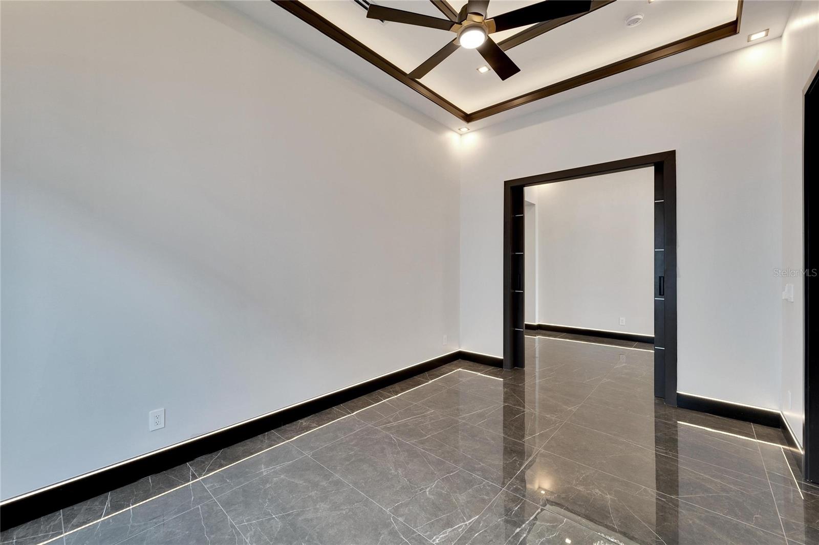 6540 SIMONE SHORES CIR — photo 28