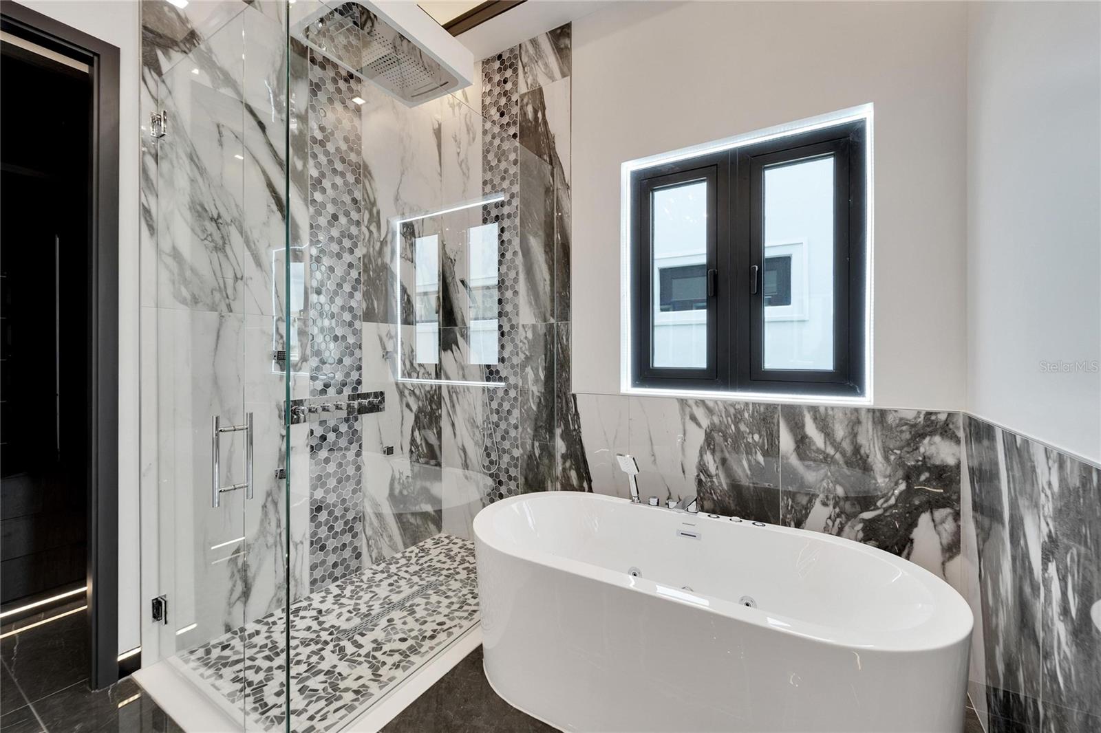 6540 SIMONE SHORES CIR — photo 38